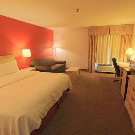Days Inn By Wyndham Calumet Park Exterior photo